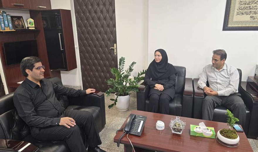 پیگیری تأمین آمبولانس و ارتقای رفاه کارکنان در دیدار با مدیر کل پشتیبانی وزارت بهداشت