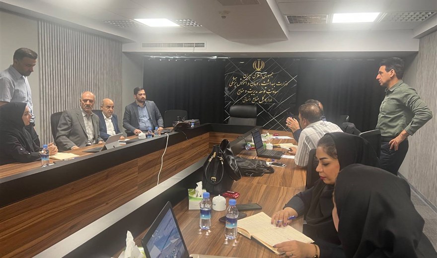 حضور فعال اداره منابع انسانی دانشکده علوم پزشکی سیرجان در نشست تخصصی وزارت بهداشت